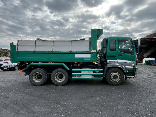 【400馬力×8速MT×極東ボディ】いすゞ/ギガ|中古トラックの販売・買取・査定のアイナビ