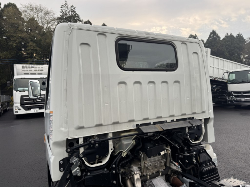 強化ダンプ キャンターOEM 10尺 3t4ナンバー|中古トラックの販売・買取・査定のアイナビ