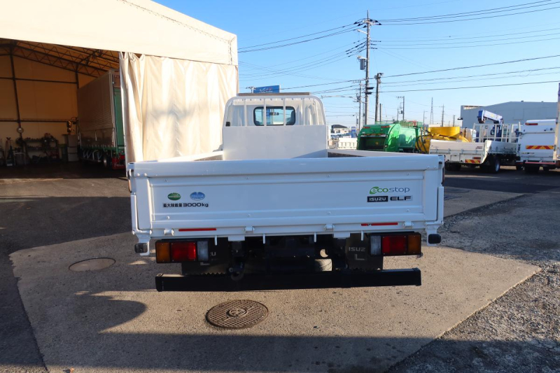 エルフ 標準ロング平ボディー 積載3000kg|中古トラックの販売・買取・査定のアイナビ