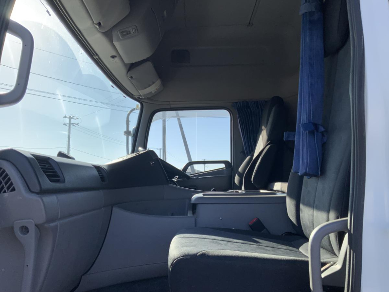 車検付⭐️H30クオン トラクタ第五輪11.5tウイングコンセント|中古トラックの販売・買取・査定のアイナビ