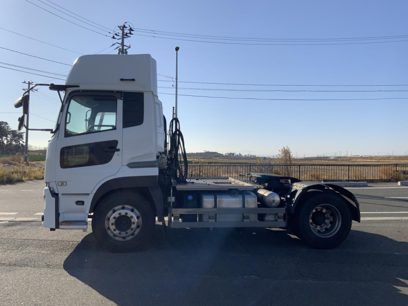 車検付⭐️H30クオン トラクタ第五輪11.5tウイングコンセント|中古トラックの販売・買取・査定のアイナビ