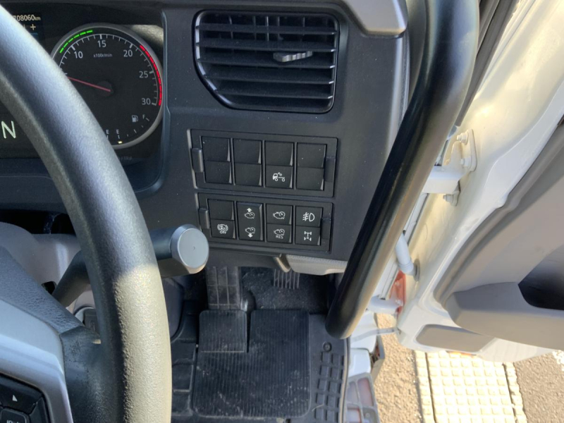 車検付⭐️H30クオン トラクタ第五輪11.5tウイングコンセント|中古トラックの販売・買取・査定のアイナビ