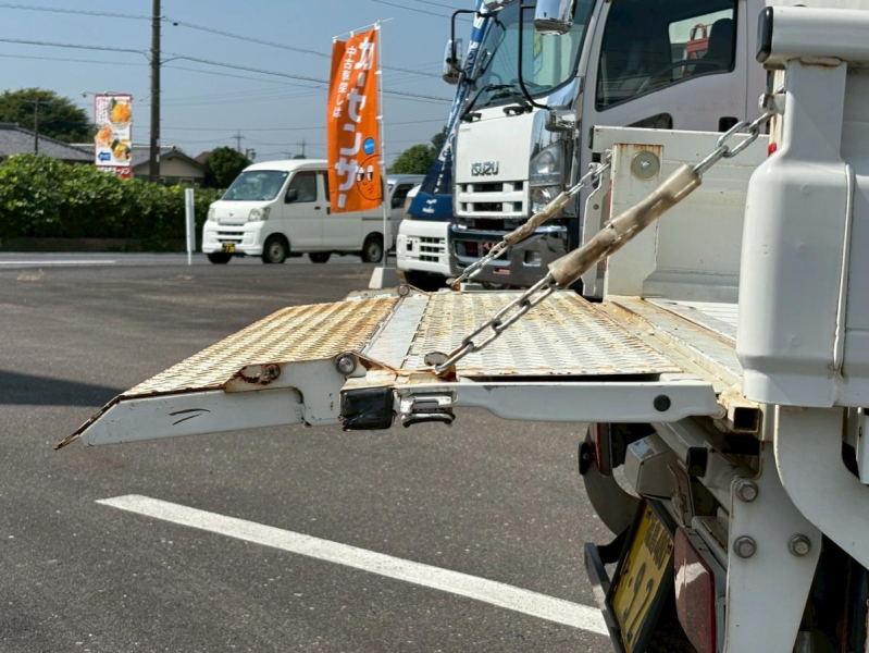 4WDコンパクトテールリフト検付パワーゲート5MTワンオーナー|中古トラックの販売・買取・査定のアイナビ