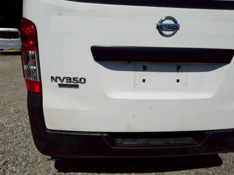 2.5クールバンDXロングボデイディーゼル車ナビ付ETC|中古トラックの販売・買取・査定のアイナビ