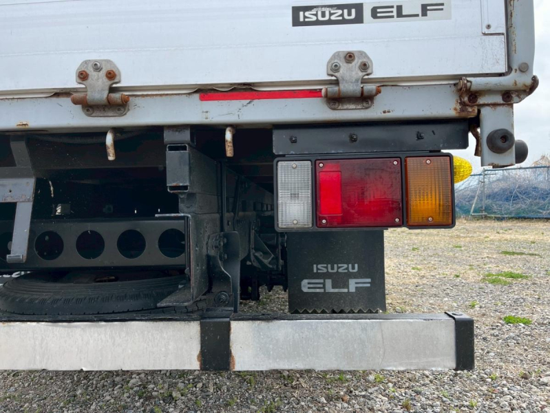 アルミブロック簡易クレーン古河ユニック3トン積載|中古トラックの販売・買取・査定のアイナビ