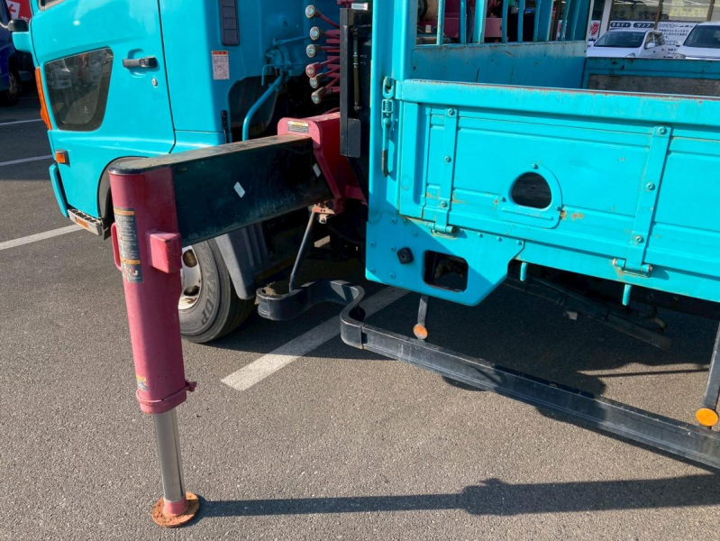 4段クレーンラジコン付古河ユニック5600ボディ標準幅|中古トラックの販売・買取・査定のアイナビ