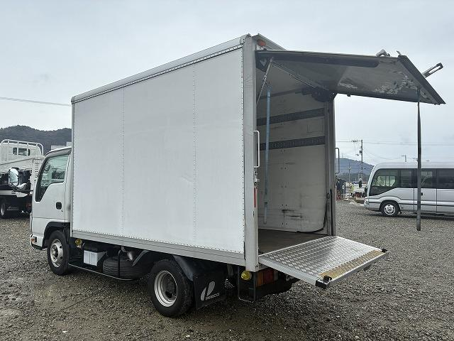 いすゞ バン車|中古トラックの販売・買取・査定のアイナビ