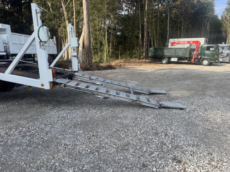 2台積キャリアカー 赤城車体 ウインチ ラジコン|中古トラックの販売・買取・査定のアイナビ