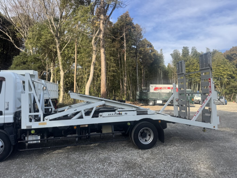 2台積キャリアカー 赤城車体 ウインチ ラジコン|中古トラックの販売・買取・査定のアイナビ