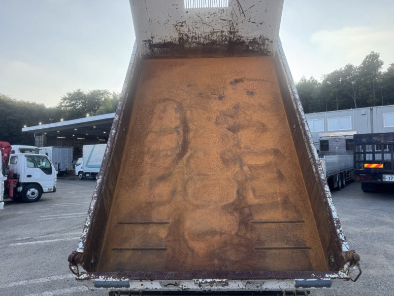 ローダーダンプ ワイド 新明和 ラジコン付き|中古トラックの販売・買取・査定のアイナビ