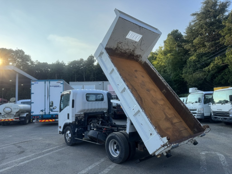 ローダーダンプ ワイド 新明和 ラジコン付き|中古トラックの販売・買取・査定のアイナビ