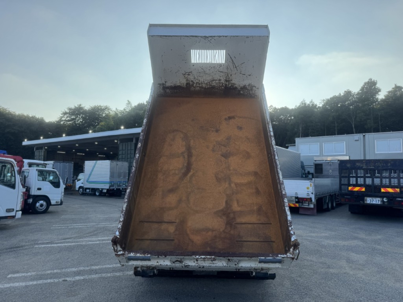 ローダーダンプ ワイド 新明和 ラジコン付き|中古トラックの販売・買取・査定のアイナビ