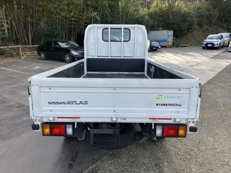 R2年式、アトラス、平ボデー、車検付|中古トラックの販売・買取・査定のアイナビ