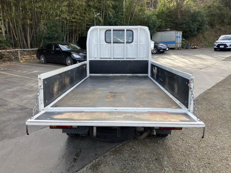 R2年式、アトラス、平ボデー、車検付|中古トラックの販売・買取・査定のアイナビ