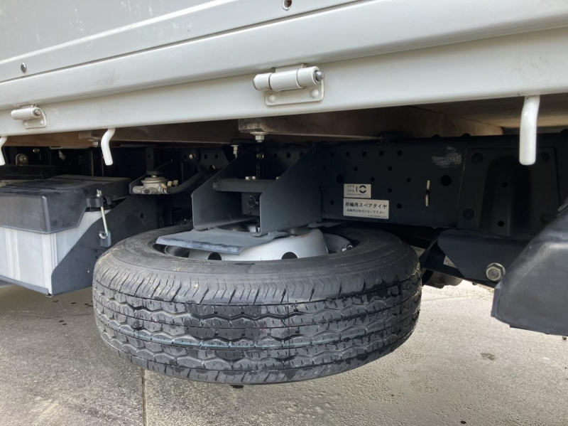 R2年式、アトラス、平ボデー、車検付|中古トラックの販売・買取・査定のアイナビ