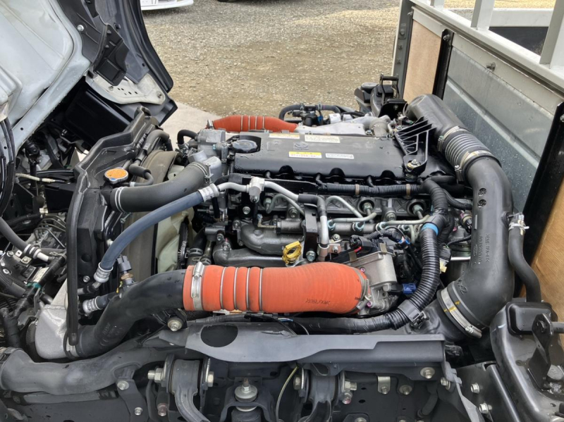 R2年式、アトラス、平ボデー、車検付|中古トラックの販売・買取・査定のアイナビ