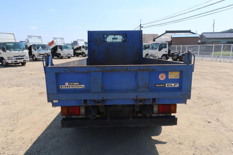 エルフ 低床ダンプ 積載3000kg|中古トラックの販売・買取・査定のアイナビ