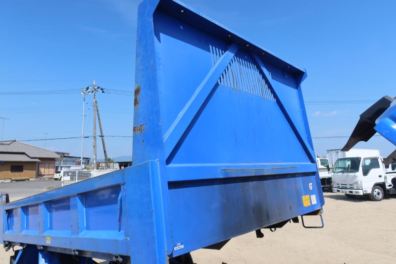 エルフ 低床ダンプ 積載3000kg|中古トラックの販売・買取・査定のアイナビ