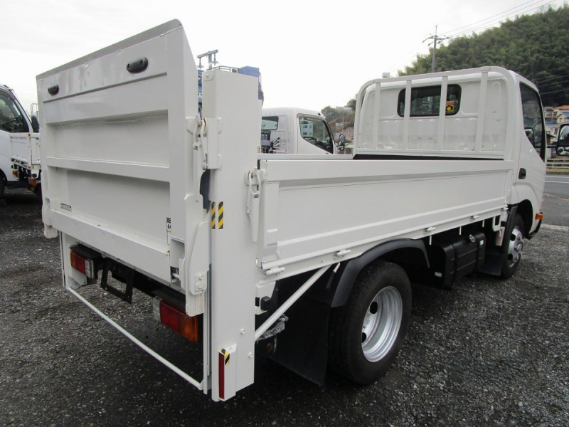 平ボデー 垂直パワーゲート|中古トラックの販売・買取・査定のアイナビ