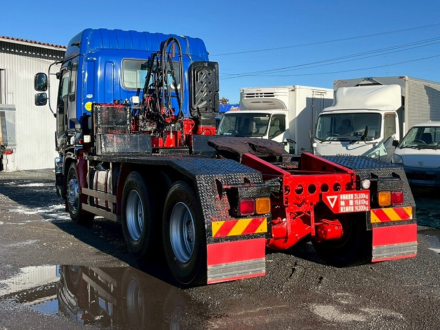 3軸2デフ★ダンプPTO付★第5輪16トン!★520馬力★ハイルーフ|中古トラックの販売・買取・査定のアイナビ