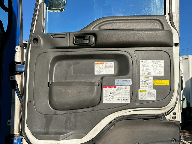 3軸2デフ★ダンプPTO付★第5輪16トン!★520馬力★ハイルーフ|中古トラックの販売・買取・査定のアイナビ