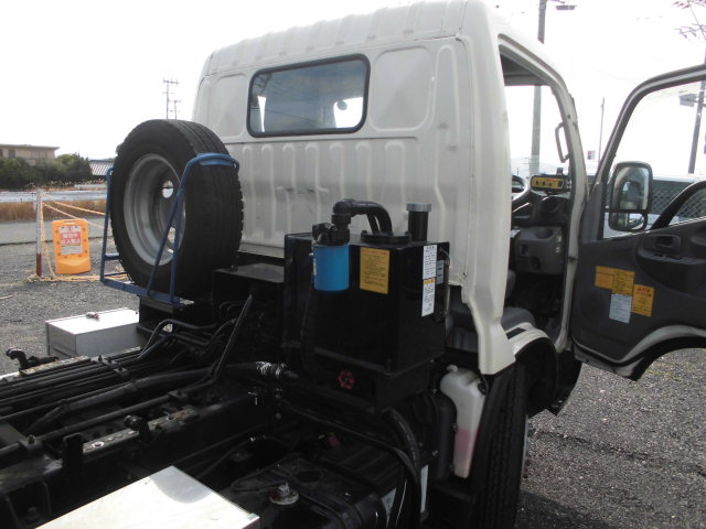 2t パッカー車 回転式 ダンプ式 塵芥車 巻き込み式|中古トラックの販売・買取・査定のアイナビ