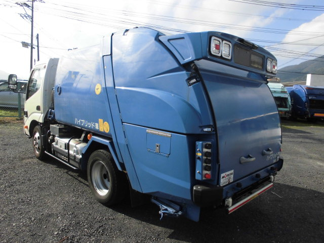 2t パッカー車 回転式 ダンプ式 塵芥車 巻き込み式|中古トラックの販売・買取・査定のアイナビ