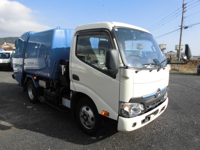 2t パッカー車 回転式 ダンプ式 塵芥車 巻き込み式|中古トラックの販売・買取・査定のアイナビ