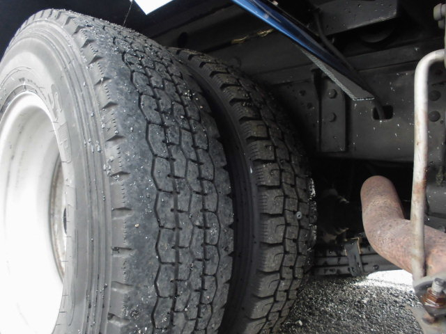 2t パッカー車 回転式 ダンプ式 塵芥車 巻き込み式|中古トラックの販売・買取・査定のアイナビ