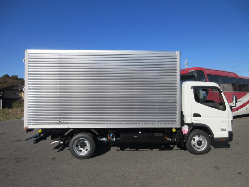 ワイド幅　ロング　アルミバン　積載量3500Kg　!!|中古トラックの販売・買取・査定のアイナビ
