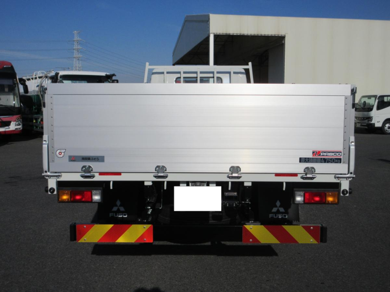 積載量4750Kg　ワイド幅　超ロング　アルミ平ボデー!!|中古トラックの販売・買取・査定のアイナビ