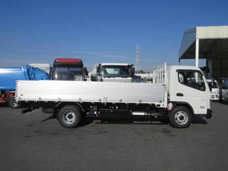 積載量4750Kg　ワイド幅　超ロング　アルミ平ボデー!!|中古トラックの販売・買取・査定のアイナビ