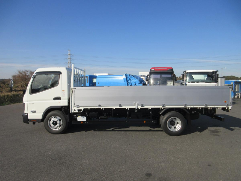 積載量4750Kg　ワイド幅　超ロング　アルミ平ボデー!!|中古トラックの販売・買取・査定のアイナビ