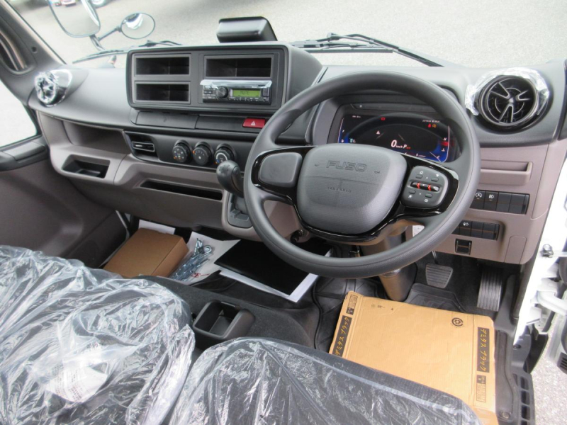 AT 積載3トン ショート 平ボデー サイドガードアシスト|中古トラックの販売・買取・査定のアイナビ