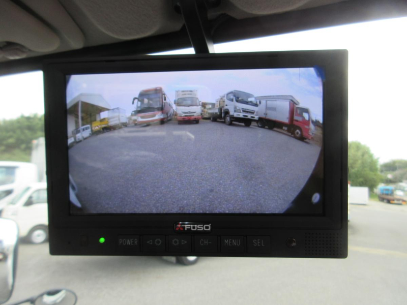 AT 積載3トン ショート 平ボデー サイドガードアシスト|中古トラックの販売・買取・査定のアイナビ