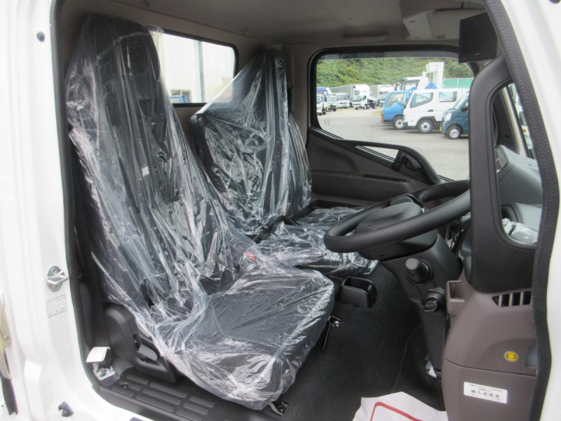 AT　積載量2950Kg　ショート　平ボデー　!!|中古トラックの販売・買取・査定のアイナビ