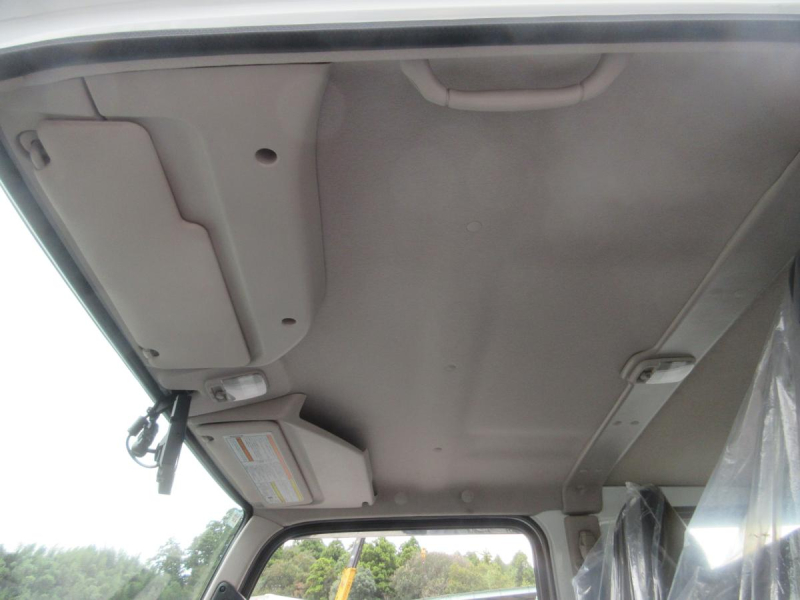 AT Wキャブ 平ボデー デュアルエアコン 積載2トン !!|中古トラックの販売・買取・査定のアイナビ