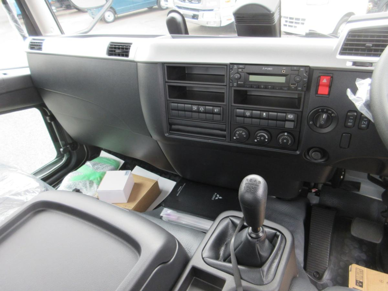 極東製 脱着装置付コンテナ専用車 フックロール !!|中古トラックの販売・買取・査定のアイナビ