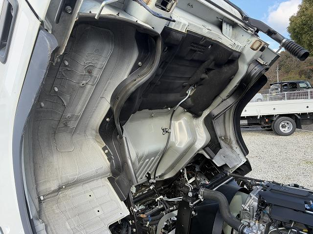 三菱ふそう 平ボディ キャンター|中古トラックの販売・買取・査定のアイナビ