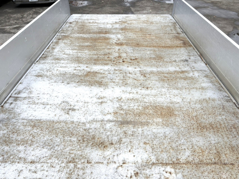 H29年式、フォワード、アルミ平ボデー|中古トラックの販売・買取・査定のアイナビ