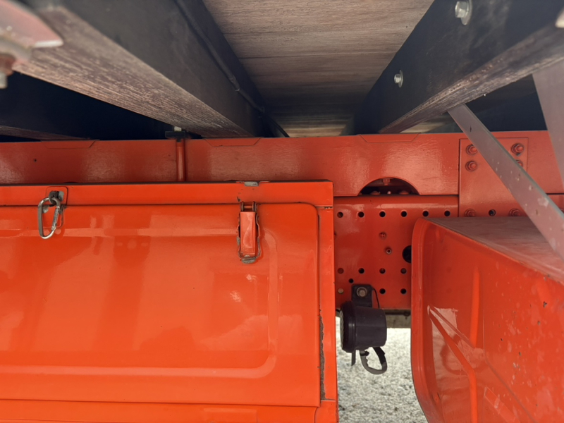 H29年式、フォワード、アルミ平ボデー|中古トラックの販売・買取・査定のアイナビ