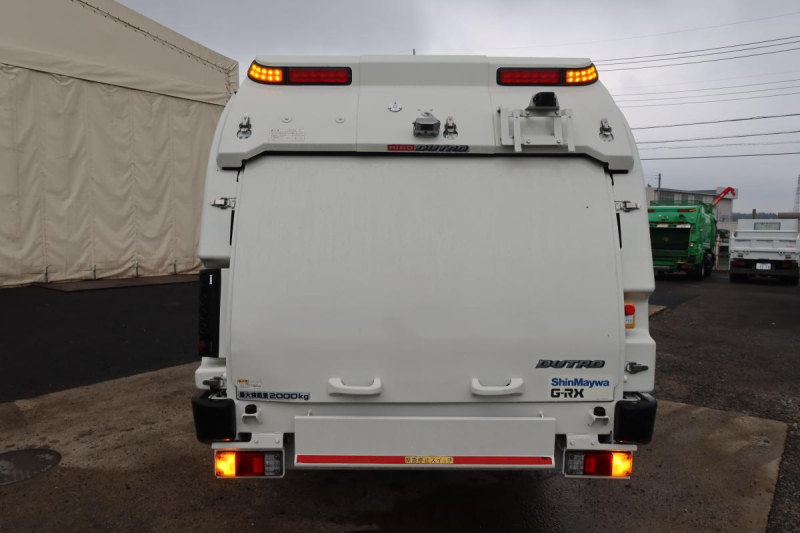 標準幅 巻き込みパッカー車 新明和製5.1立米 積載2000kg|中古トラックの販売・買取・査定のアイナビ