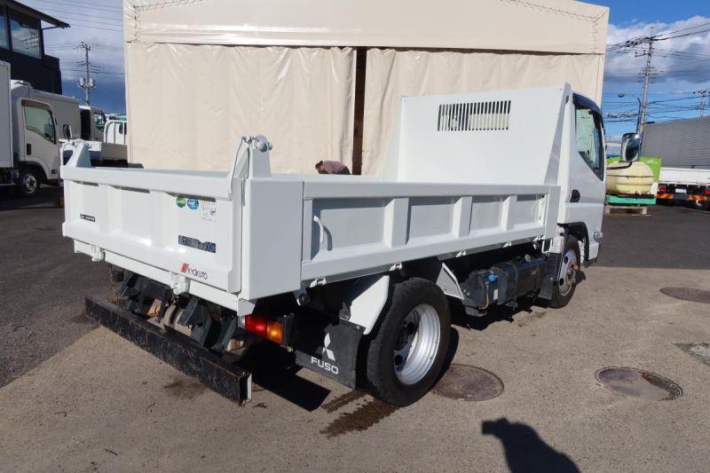 低床強化ダンプ 積載3000kg 極東製|中古トラックの販売・買取・査定のアイナビ