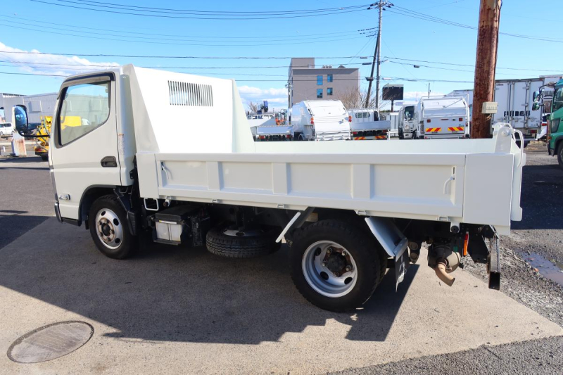 低床強化ダンプ 積載3000kg 極東製|中古トラックの販売・買取・査定のアイナビ