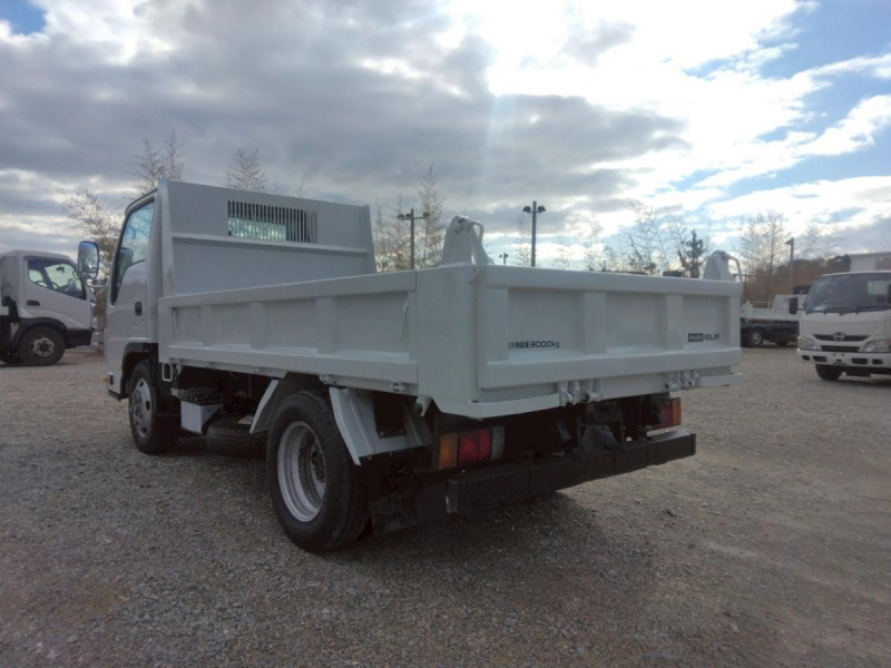 H24年 エルフ3t低床ダンプ No.1039|中古トラックの販売・買取・査定のアイナビ