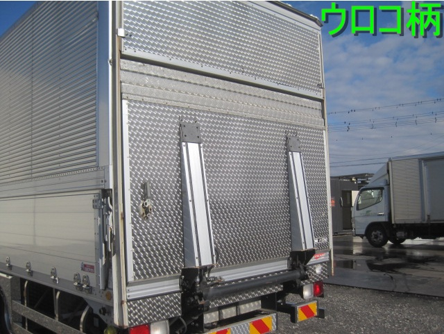 ワイド エアサス 跳上ゲート付 ウロコ柄 アルミホイール付|中古トラックの販売・買取・査定のアイナビ