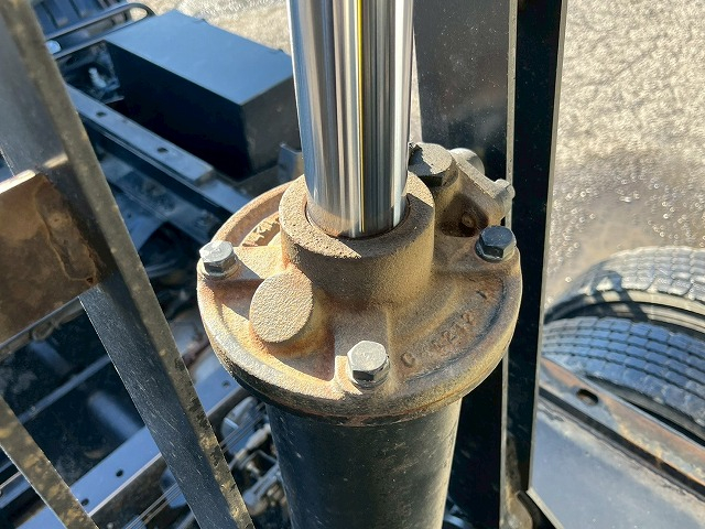 車検付★ワンオーナー★実走行★新明和製!★電動コボレーン|中古トラックの販売・買取・査定のアイナビ