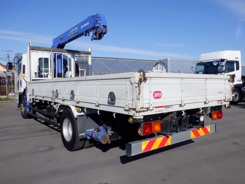 2.55t タダノ製4段クレーン ラジコン リアジャッキ付|中古トラックの販売・買取・査定のアイナビ