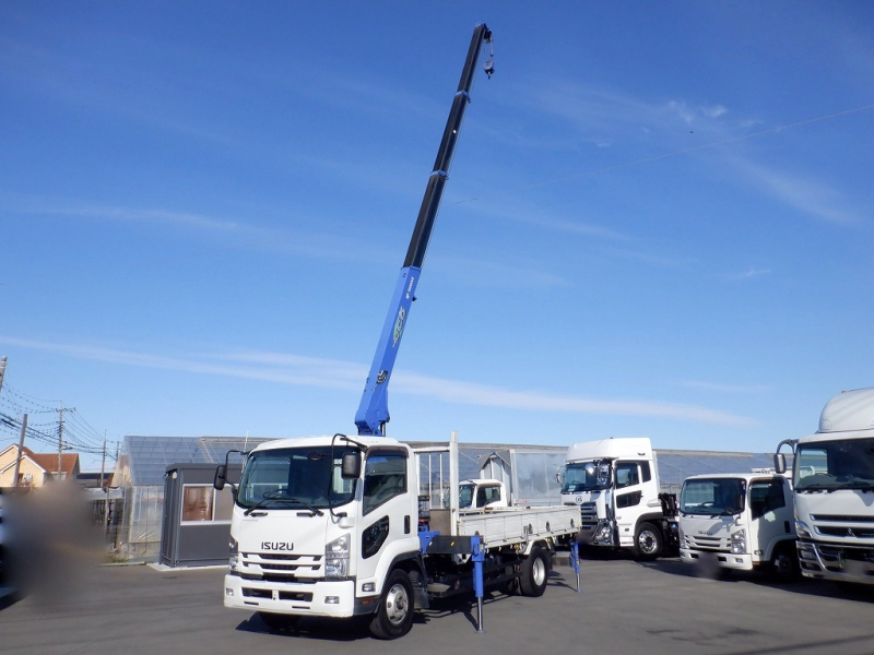 2.55t タダノ製4段クレーン ラジコン リアジャッキ付|中古トラックの販売・買取・査定のアイナビ