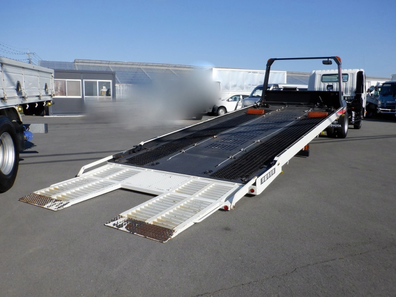 2.9t ユニック製 NEO5 セーフティーローダー 車検付|中古トラックの販売・買取・査定のアイナビ